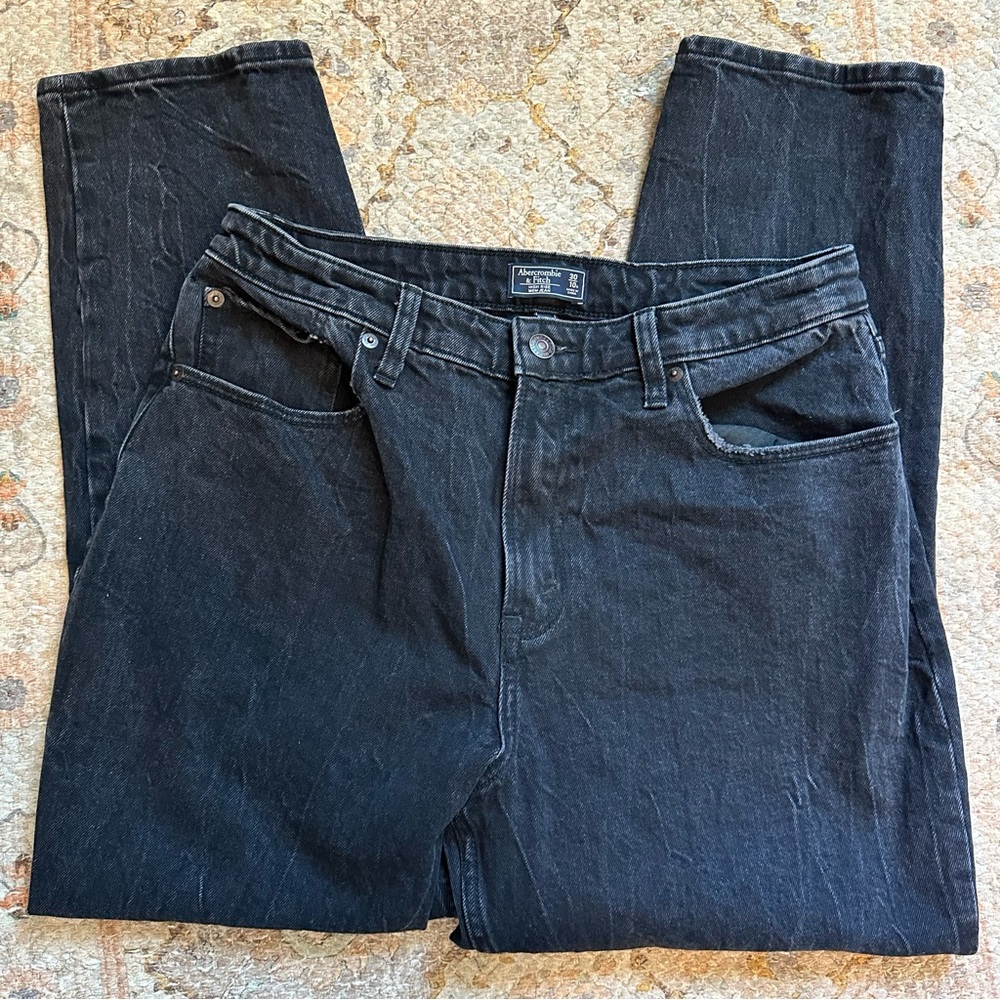 Abercrombie & Fitch Curve Love High Rise Mom Jean